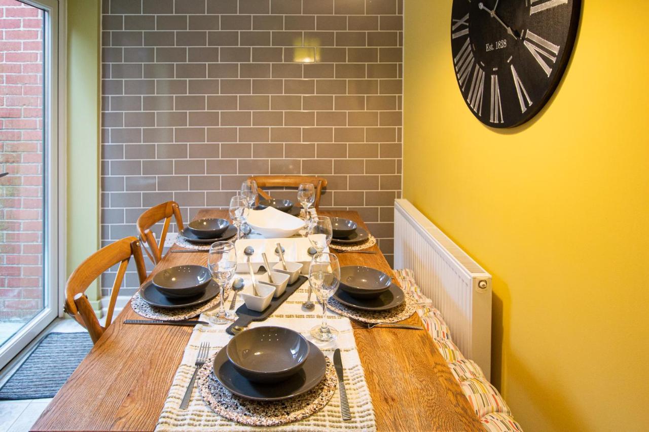 Charles St Chester City Townhouse By Rework Accommodation Dış mekan fotoğraf